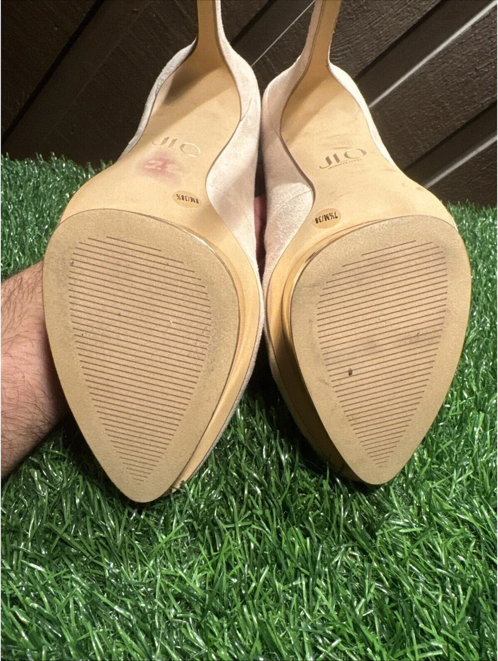 JLO Platform Pumps Size Right 7.5 Left Size 8